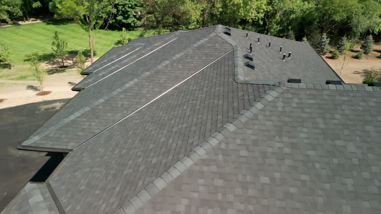  Woodburn, IN Roofing Service Pros