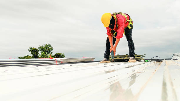 Best Commercial Roofing Services  in Woodburn, IN
